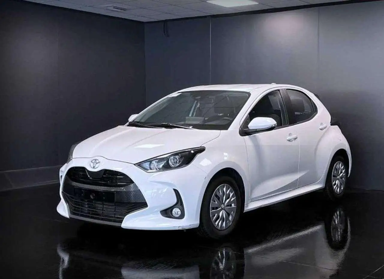 Photo 1 : Toyota Yaris 2022 Petrol