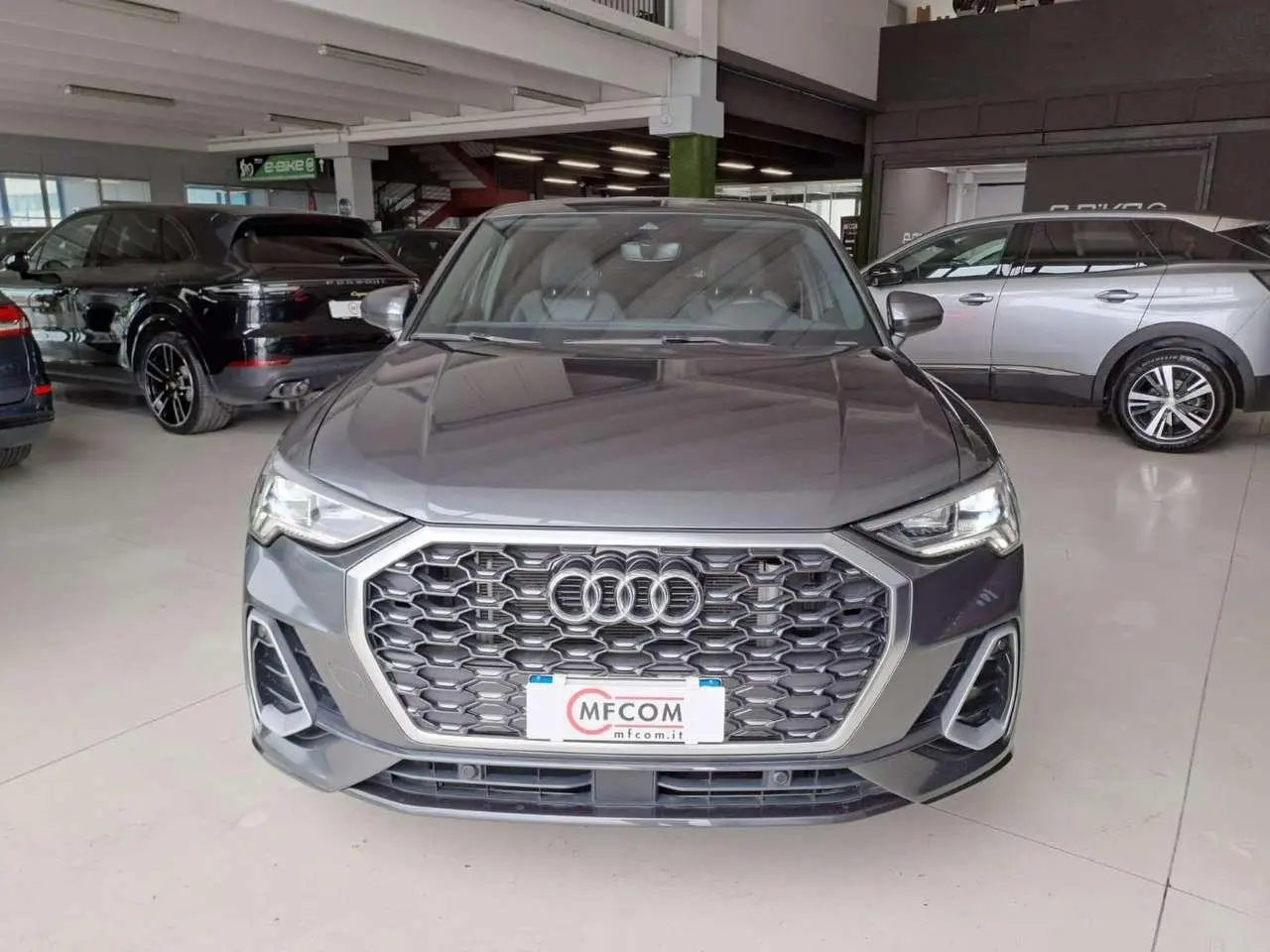 Photo 1 : Audi Q3 2021 Hybride