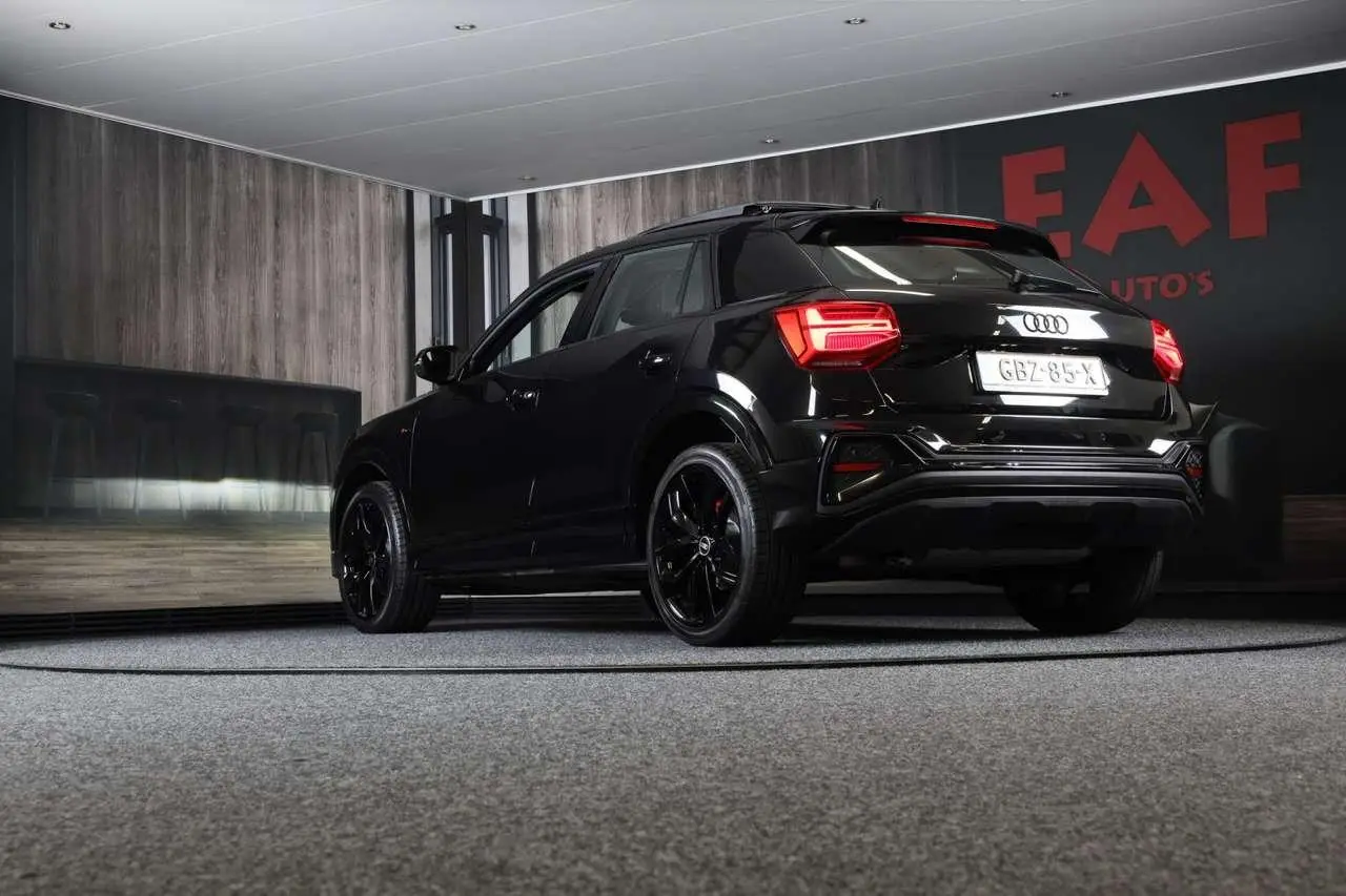 Photo 1 : Audi Q2 2020 Essence