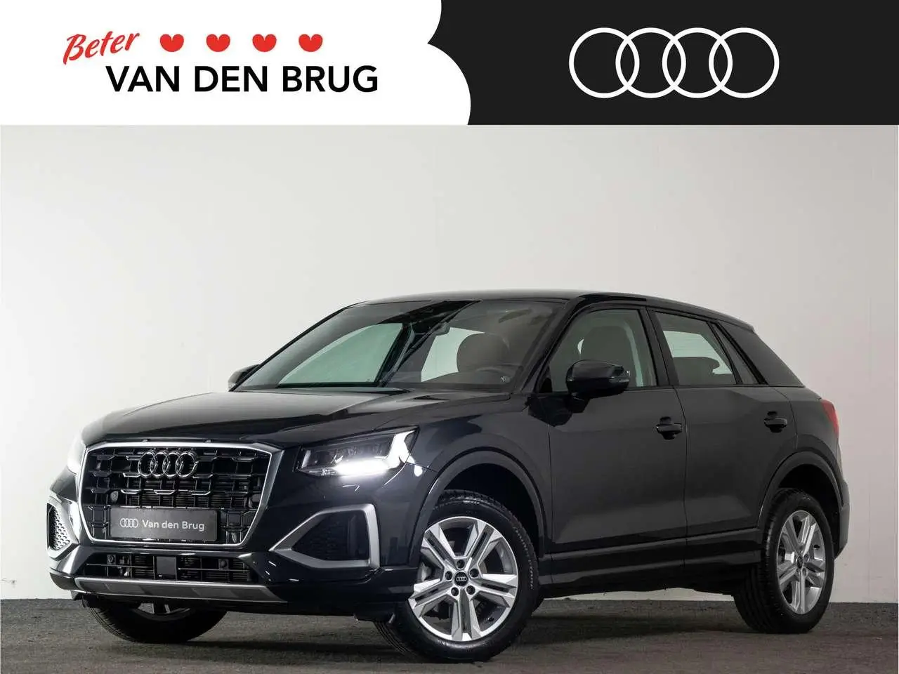 Photo 1 : Audi Q2 2024 Essence