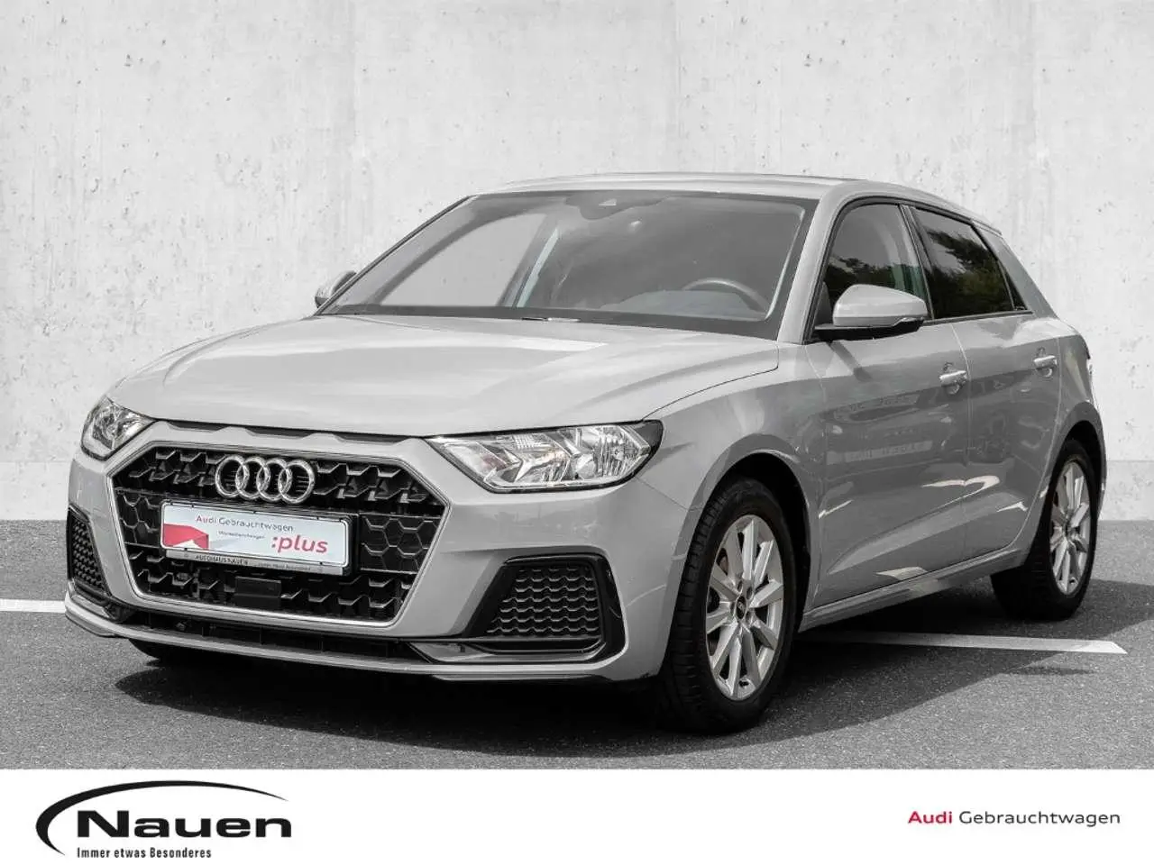 Photo 1 : Audi A1 2023 Essence