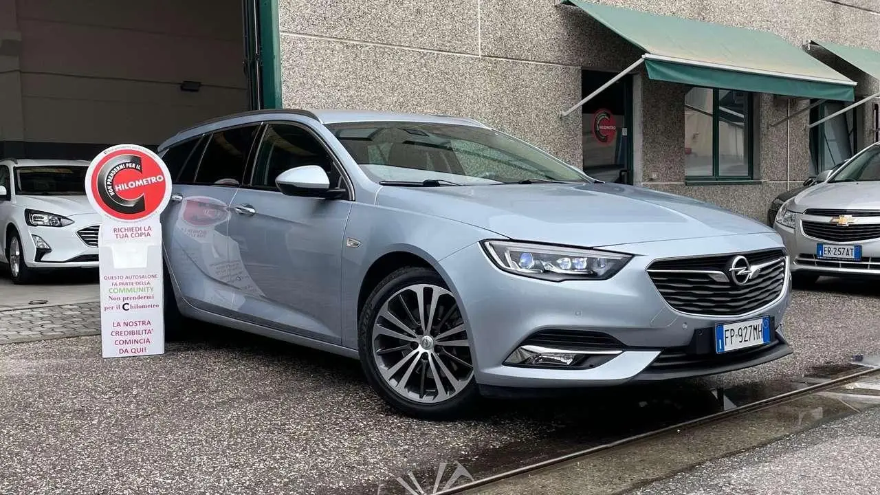 Photo 1 : Opel Insignia 2018 Diesel