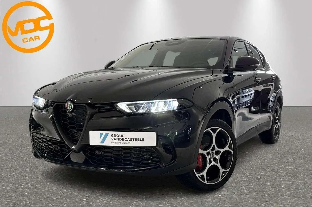 Photo 1 : Alfa Romeo Tonale 2023 Hybride