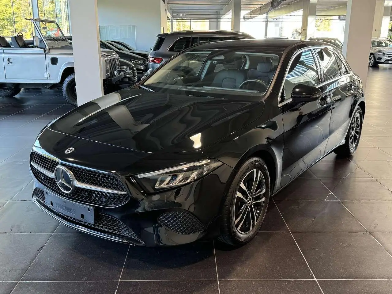 Photo 1 : Mercedes-benz Classe A 2023 Petrol