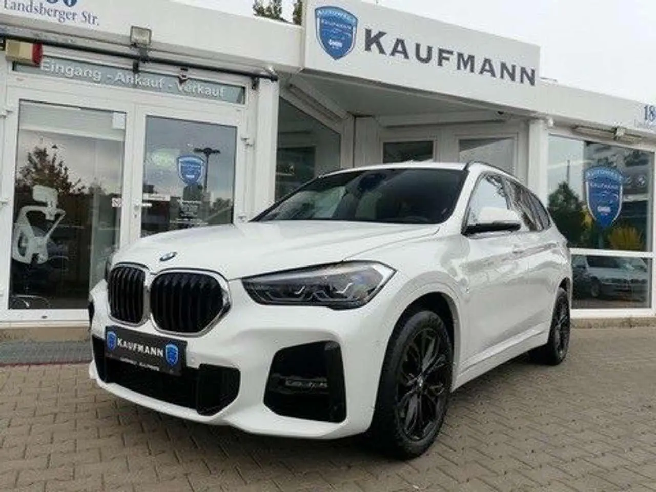 Photo 1 : Bmw X1 2020 Petrol