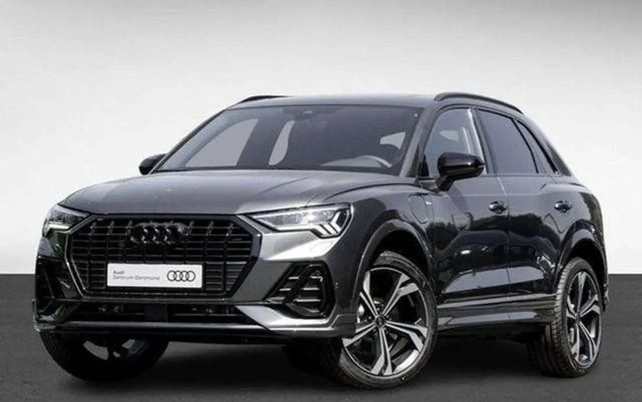 Photo 1 : Audi Q3 2023 Hybride