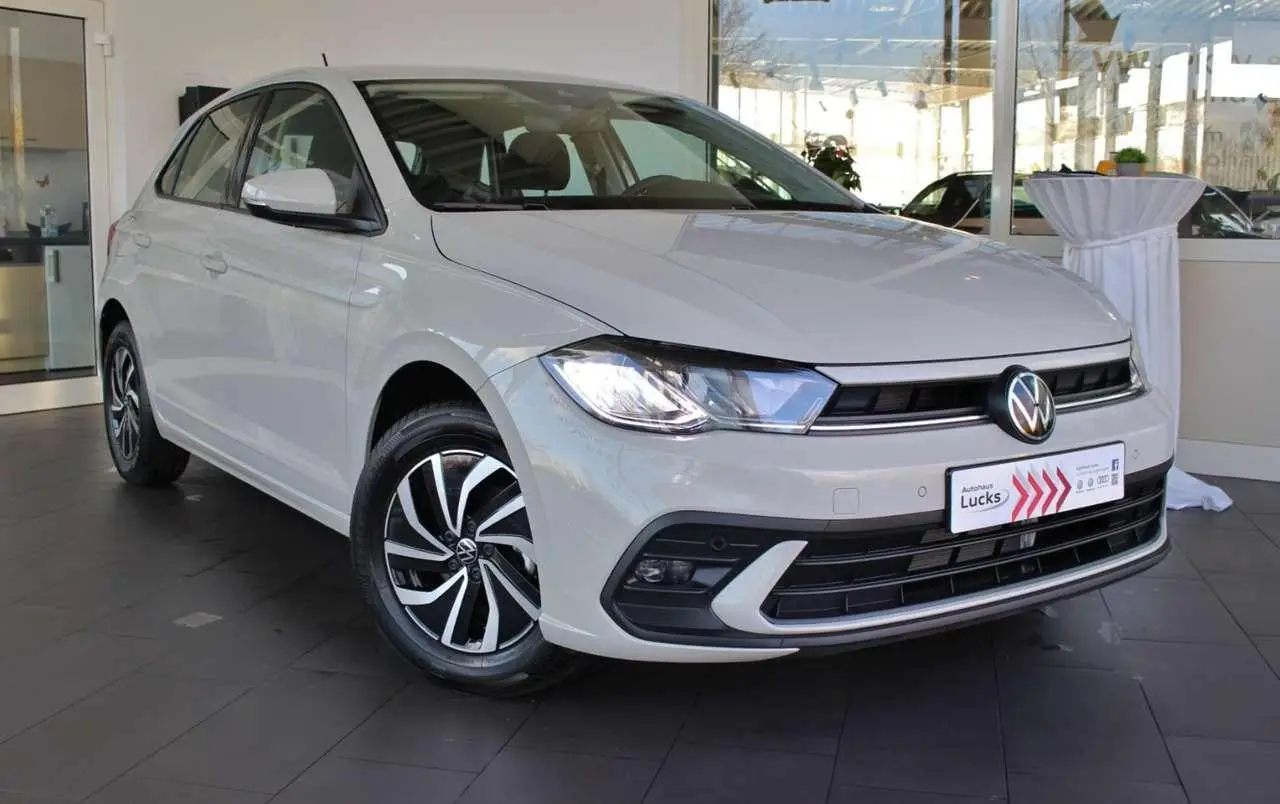 Photo 1 : Volkswagen Polo 2023 Petrol