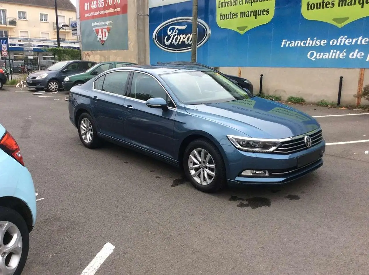 Photo 1 : Volkswagen Passat 2018 Diesel