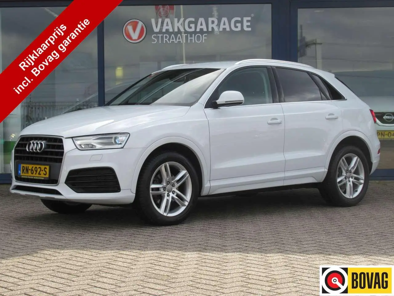 Photo 1 : Audi Q3 2017 Petrol