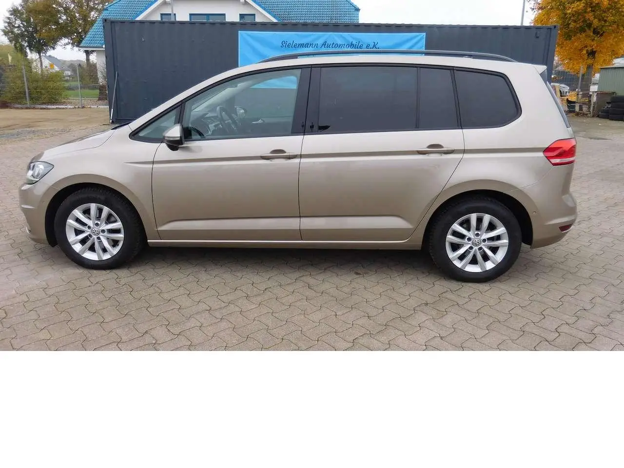 Photo 1 : Volkswagen Touran 2018 Petrol