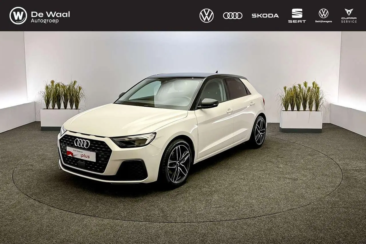 Photo 1 : Audi A1 2018 Essence