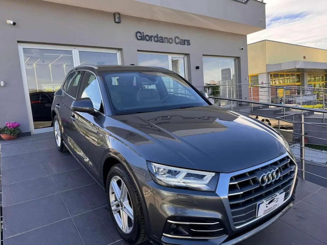 Photo 1 : Audi Q5 2020 Diesel