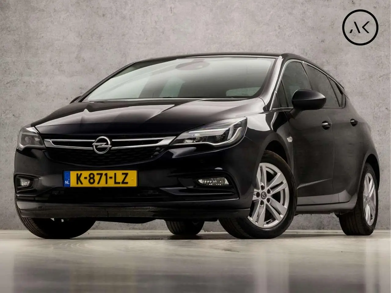 Photo 1 : Opel Astra 2019 Essence