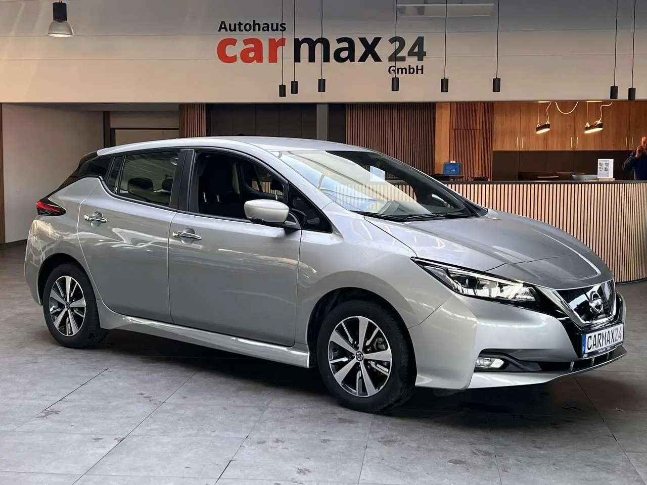 Photo 1 : Nissan Leaf 2020 Electric