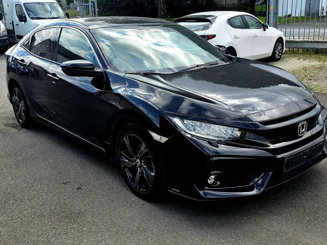 Photo 1 : Honda Civic 2018 Petrol