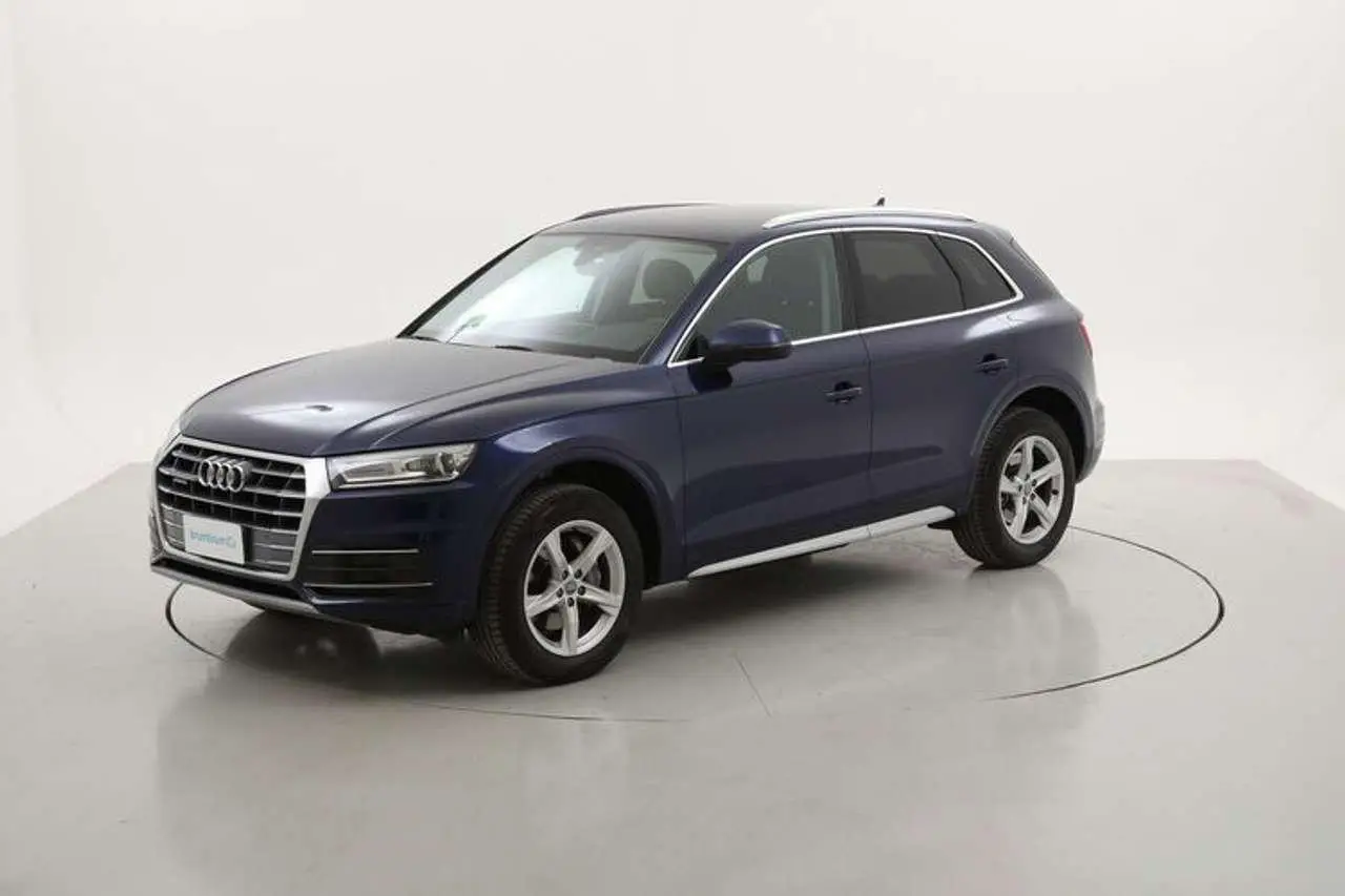 Photo 1 : Audi Q5 2020 Hybride