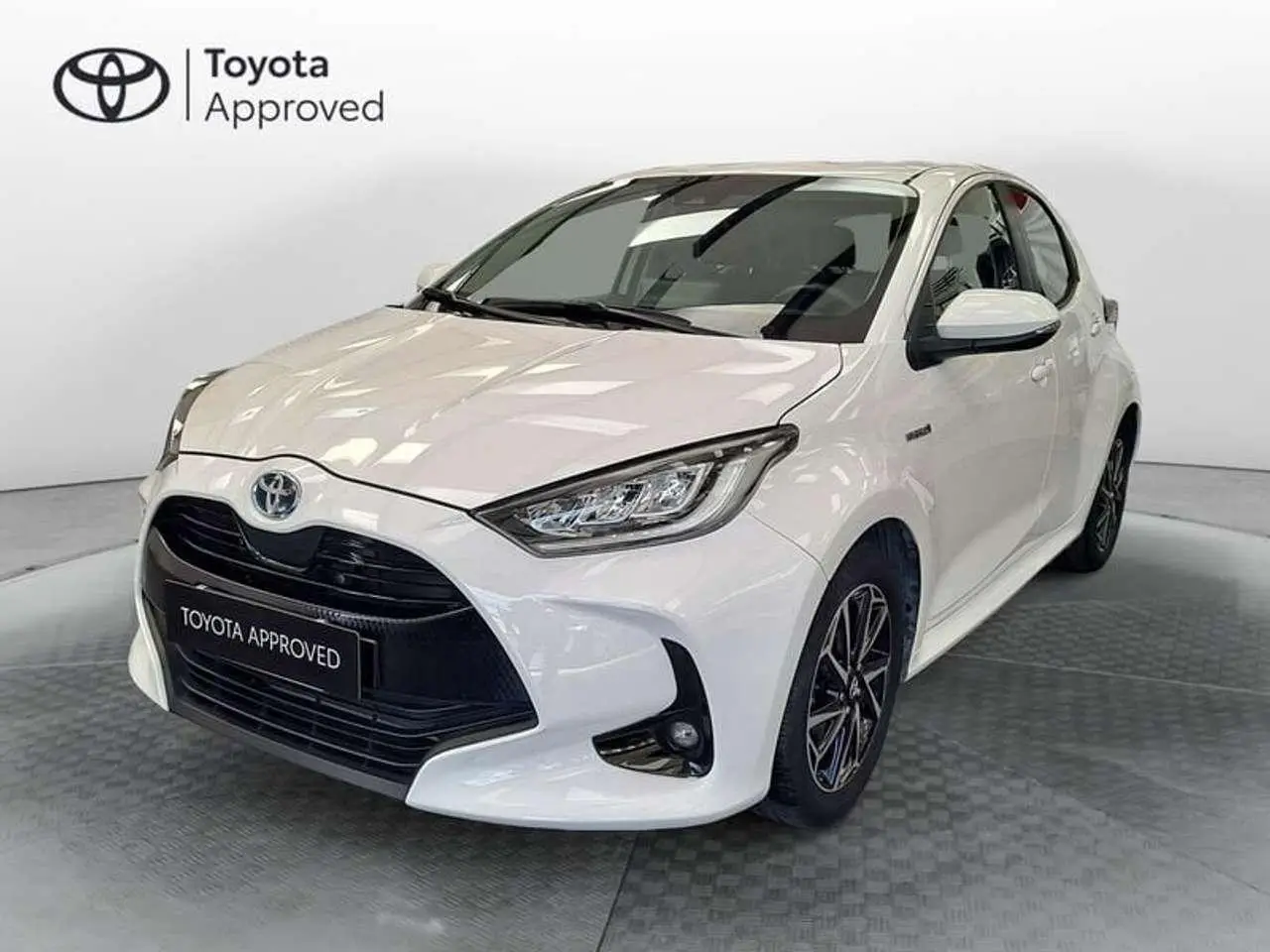 Photo 1 : Toyota Yaris 2021 Hybride