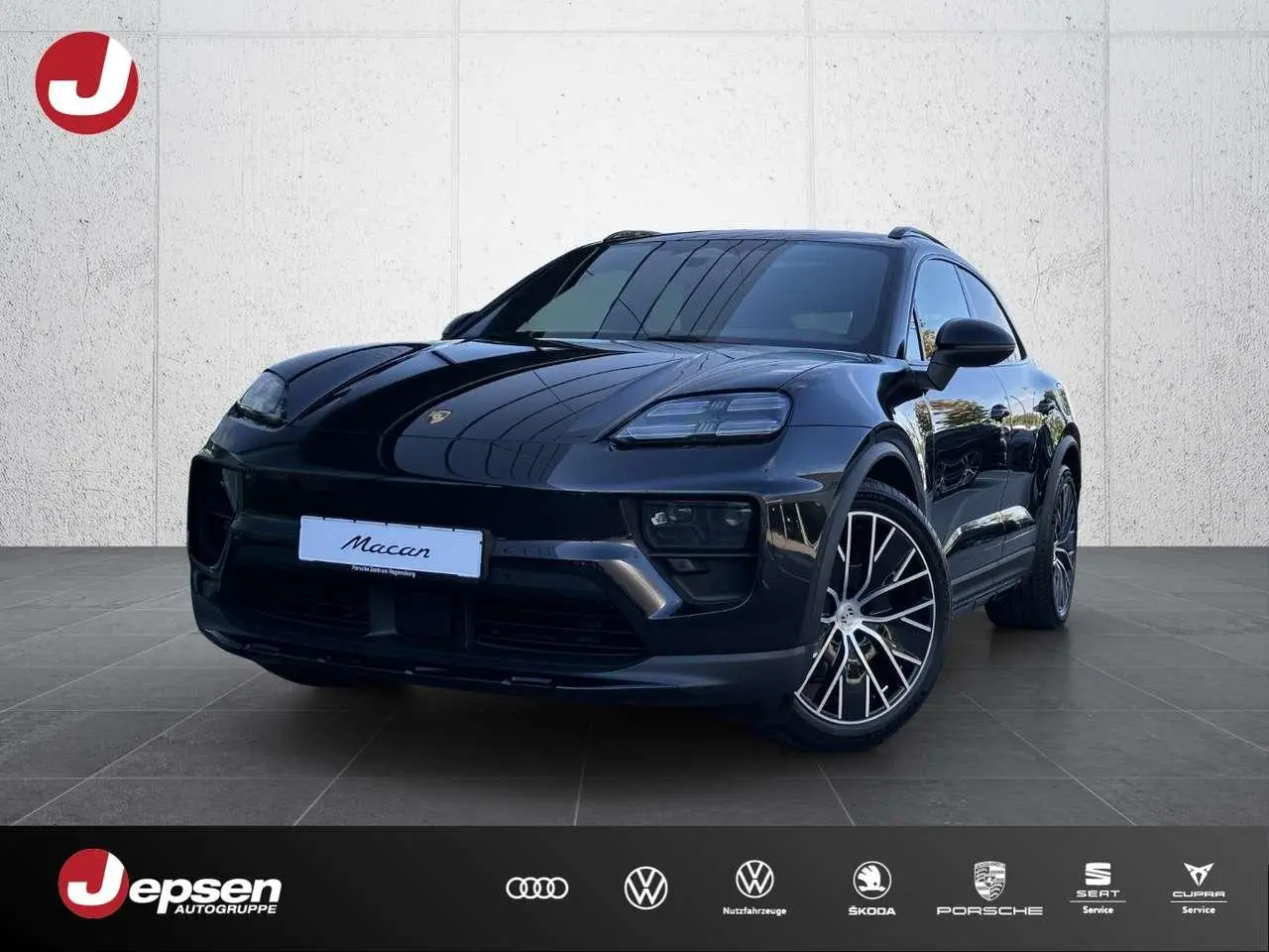 Photo 1 : Porsche Macan 2024 Electric