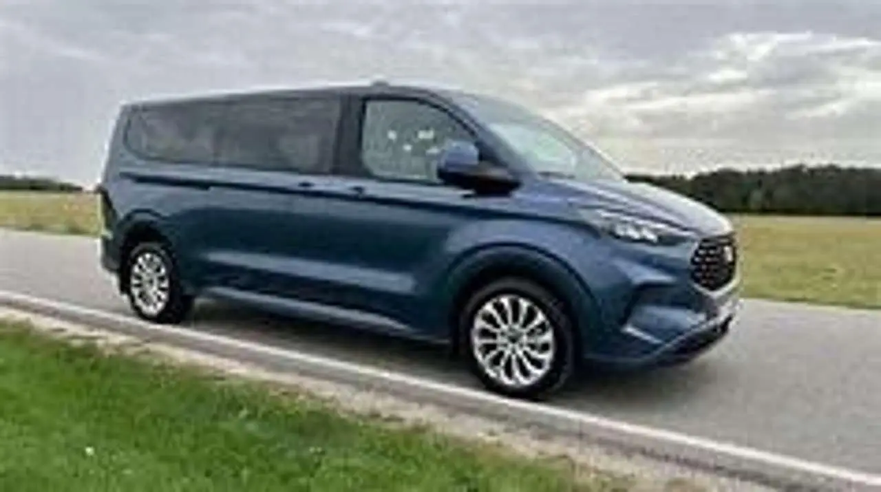 Photo 1 : Ford Tourneo 2024 Diesel