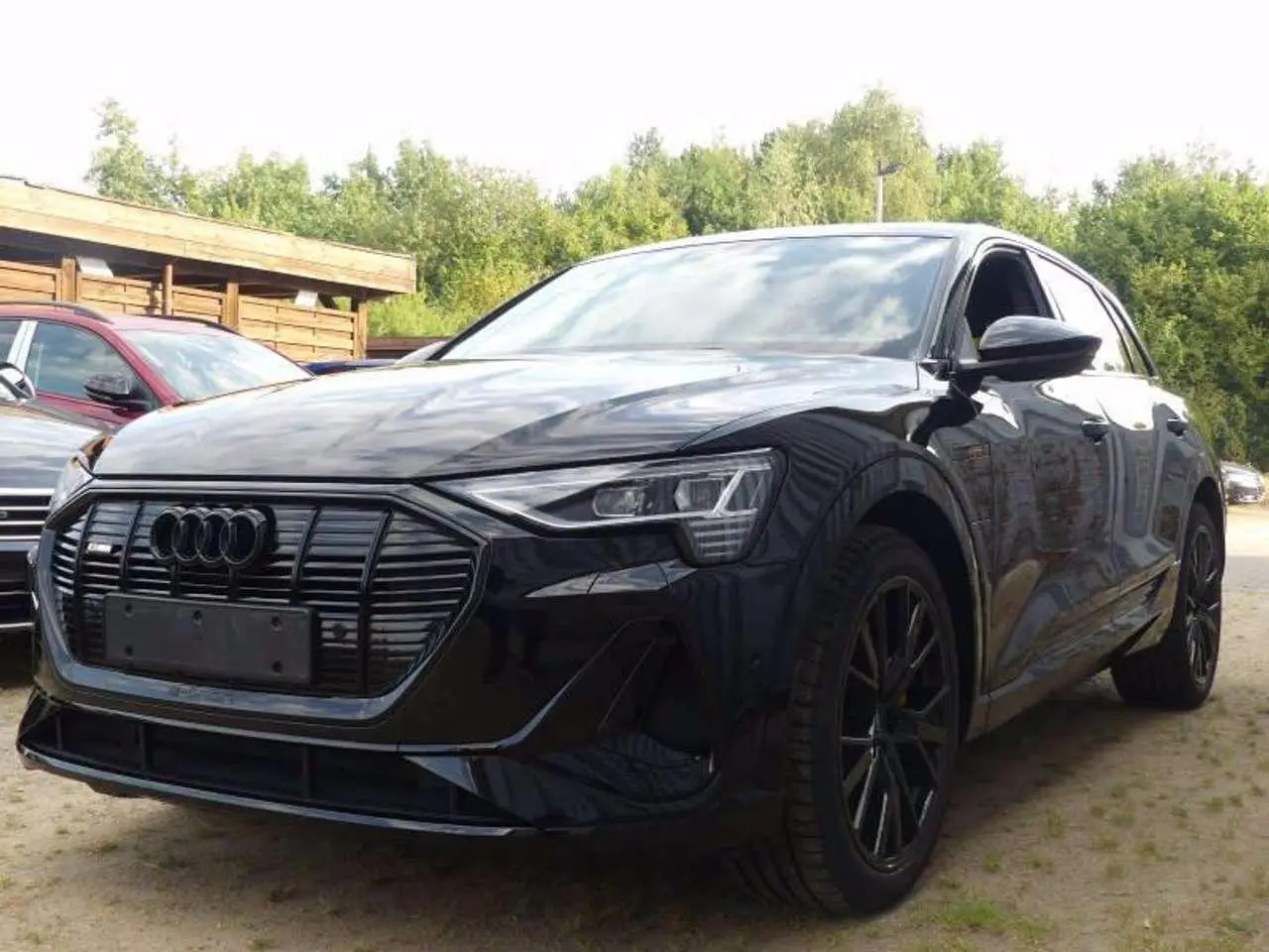 Photo 1 : Audi E-tron 2022 Électrique