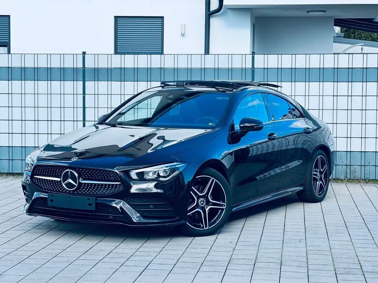 Photo 1 : Mercedes-benz Classe Cla 2024 Petrol