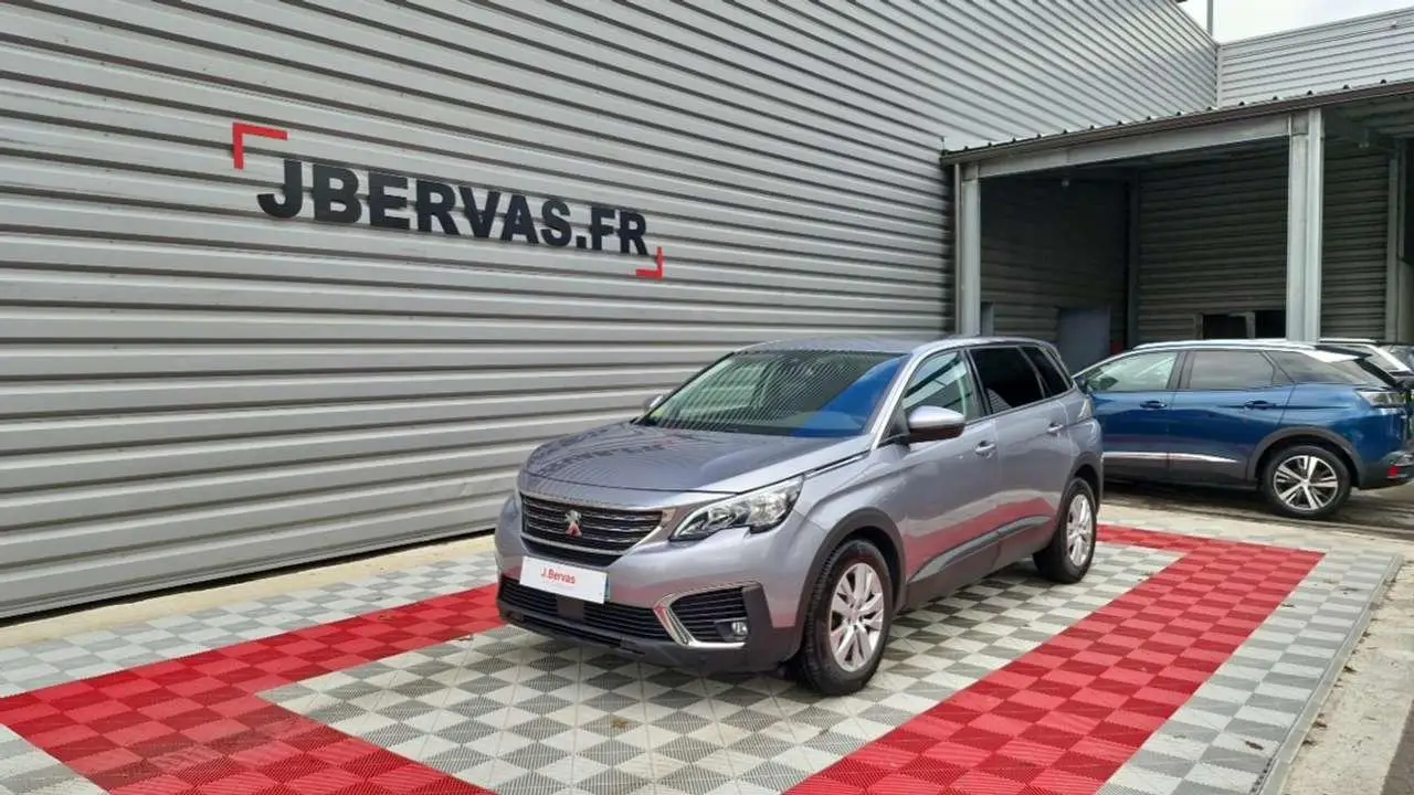 Photo 1 : Peugeot 5008 2019 Diesel