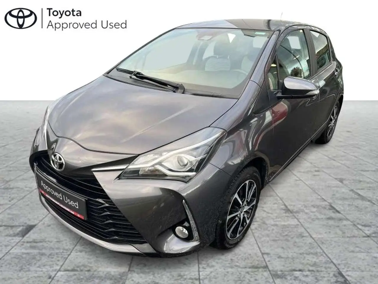 Photo 1 : Toyota Yaris 2019 Petrol