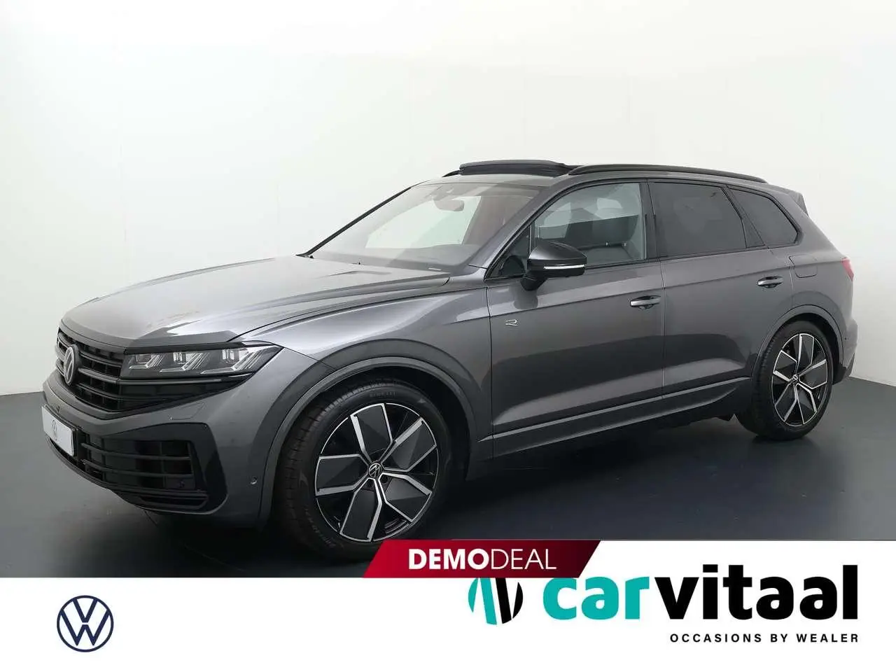 Photo 1 : Volkswagen Touareg 2024 Hybride