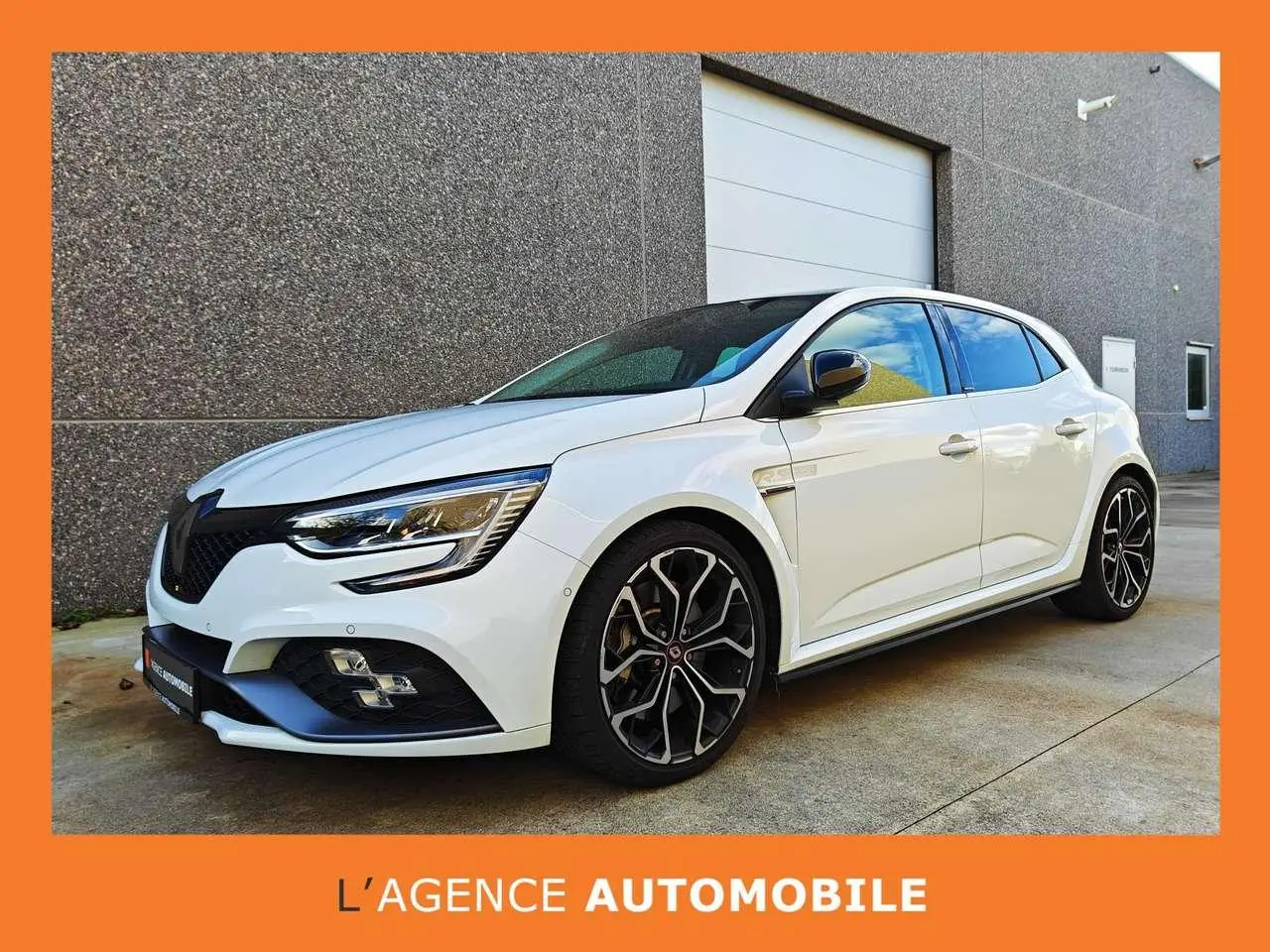 Photo 1 : Renault Megane 2022 Essence