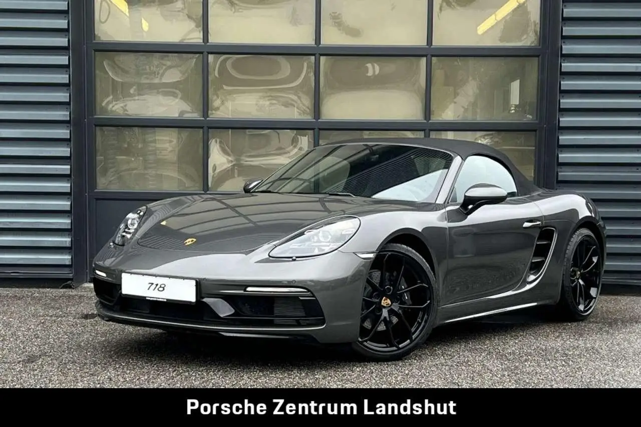 Photo 1 : Porsche Boxster 2024 Essence