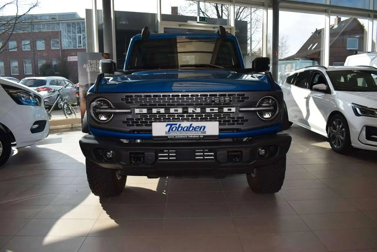 Photo 1 : Ford Bronco 2024 Petrol