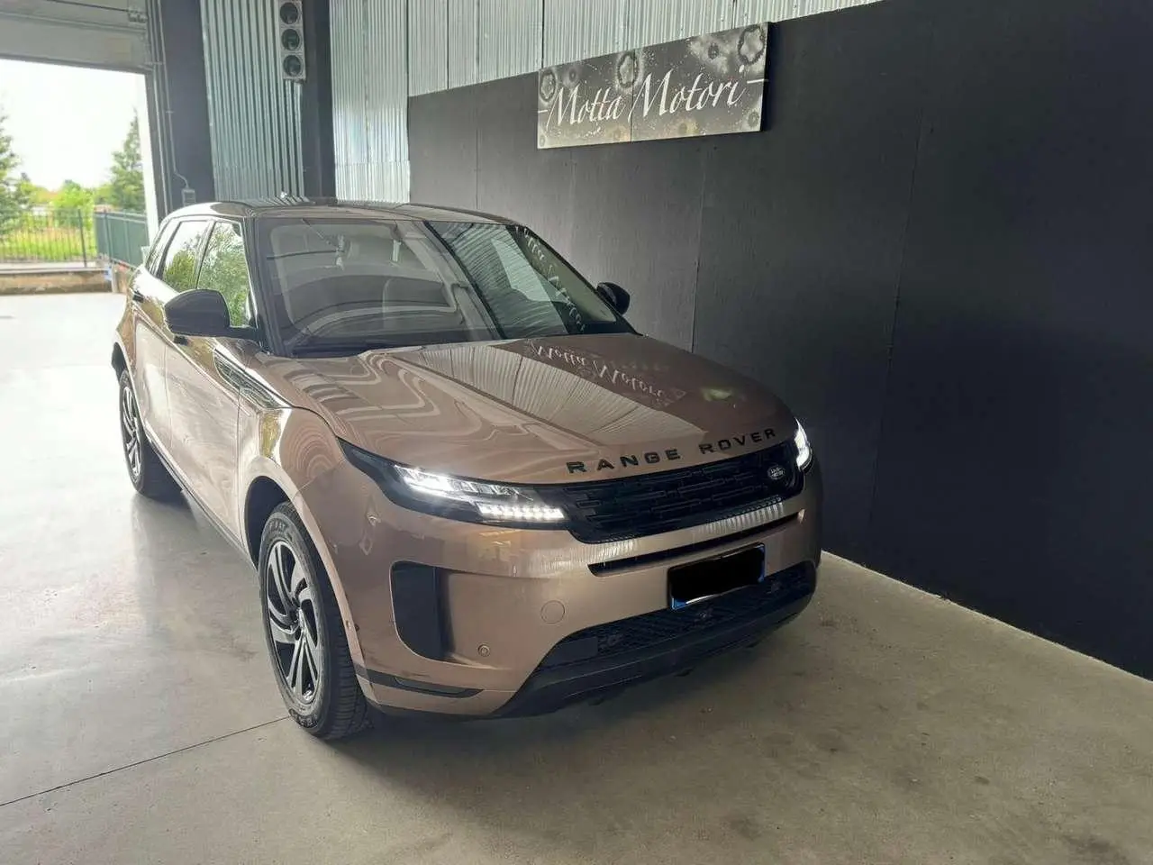 Photo 1 : Land Rover Range Rover Evoque 2024 Diesel