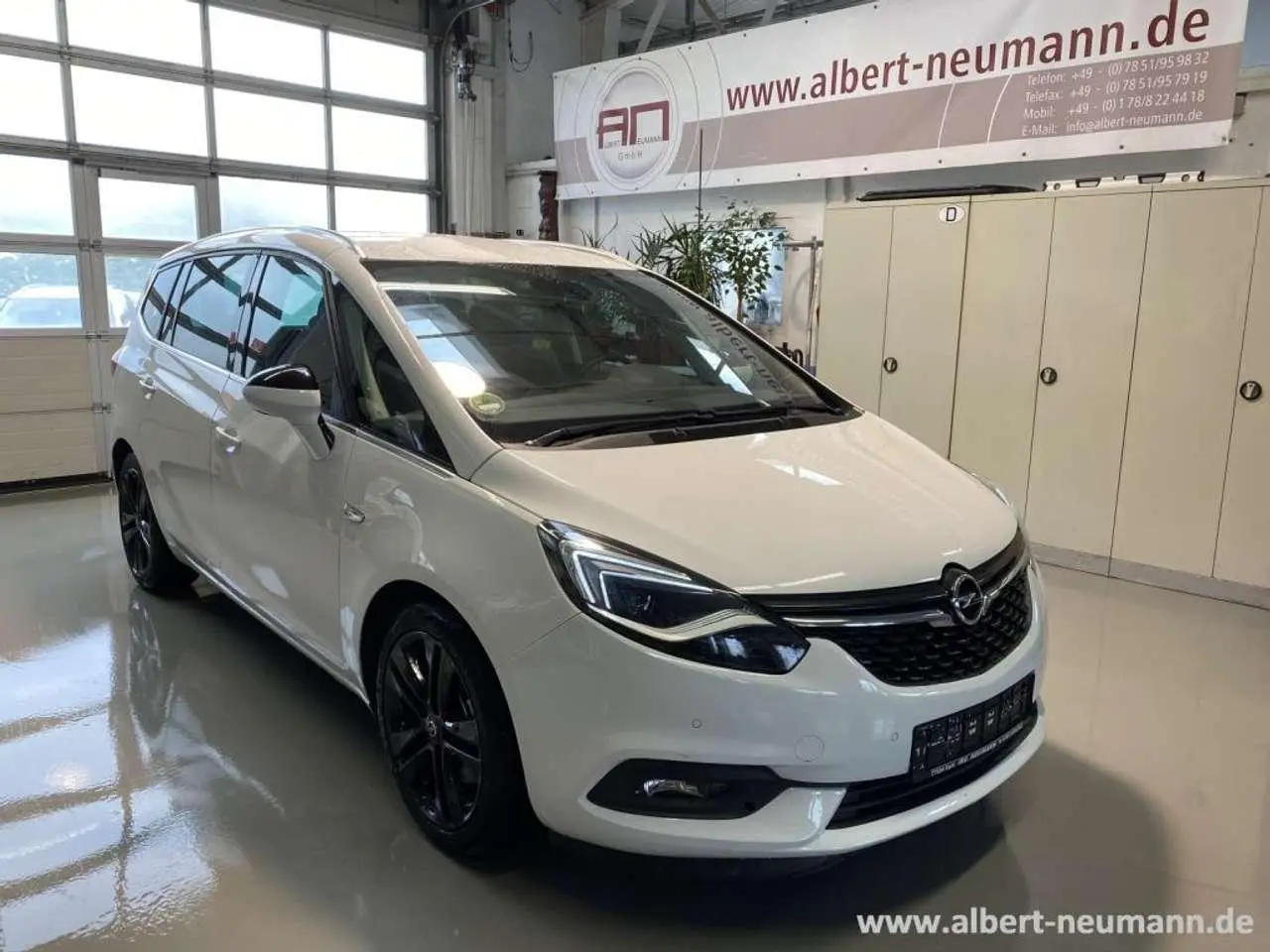 Photo 1 : Opel Zafira 2016 Diesel