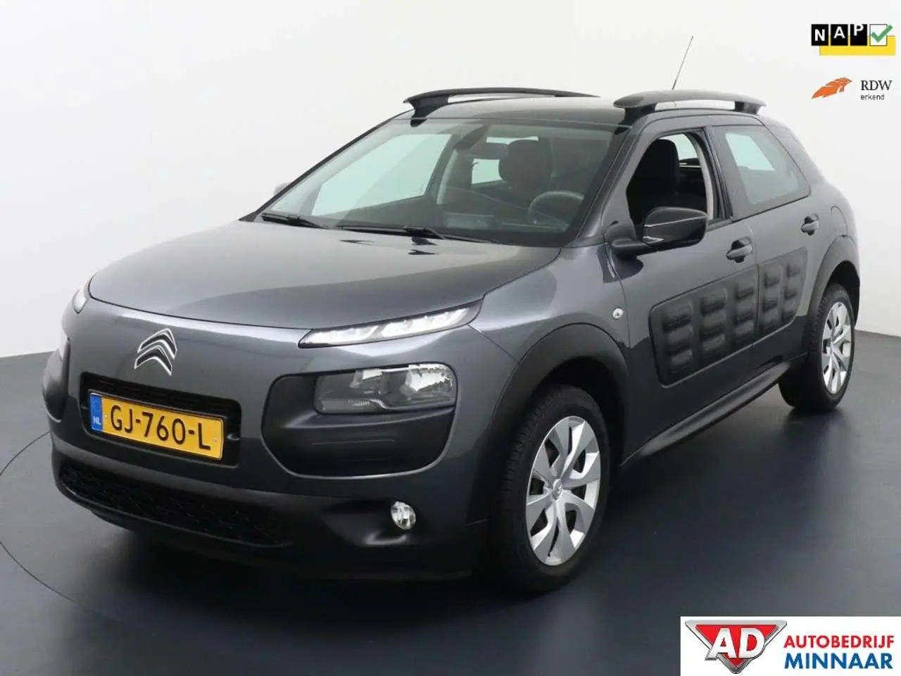 Photo 1 : Citroen C4 2015 Petrol