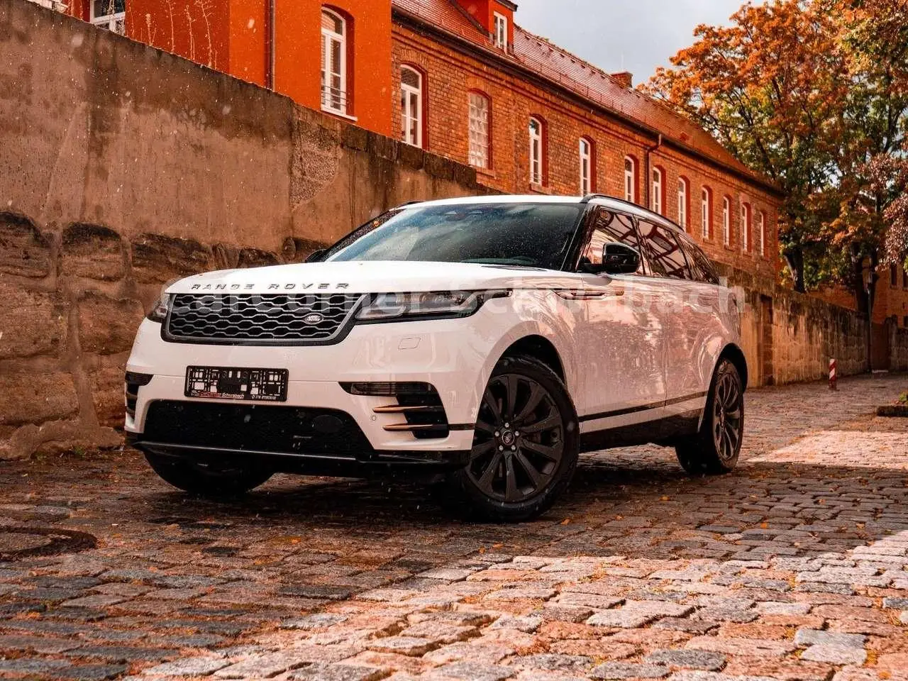 Photo 1 : Land Rover Range Rover Velar 2022 Diesel