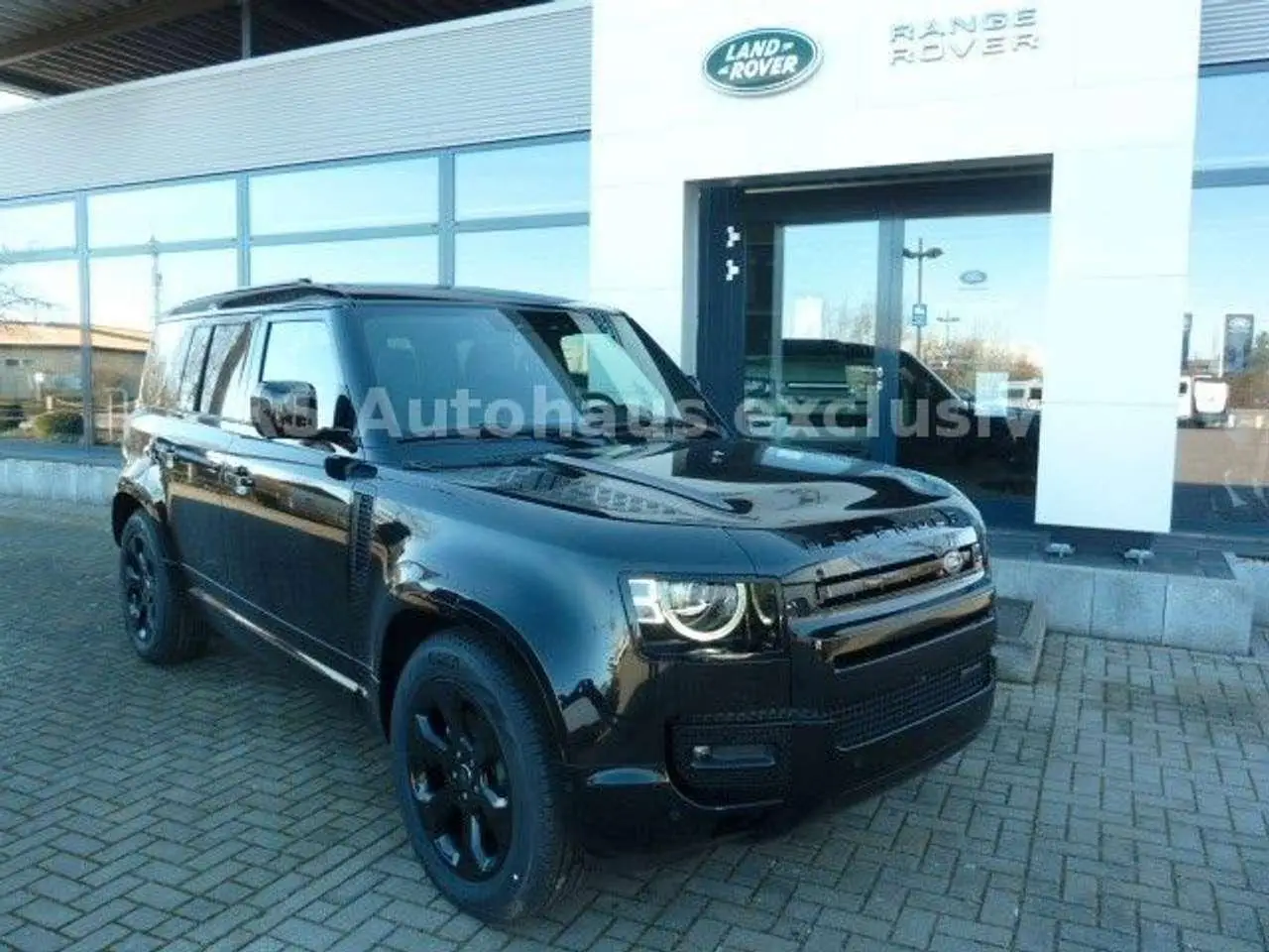 Photo 1 : Land Rover Defender 2024 Diesel