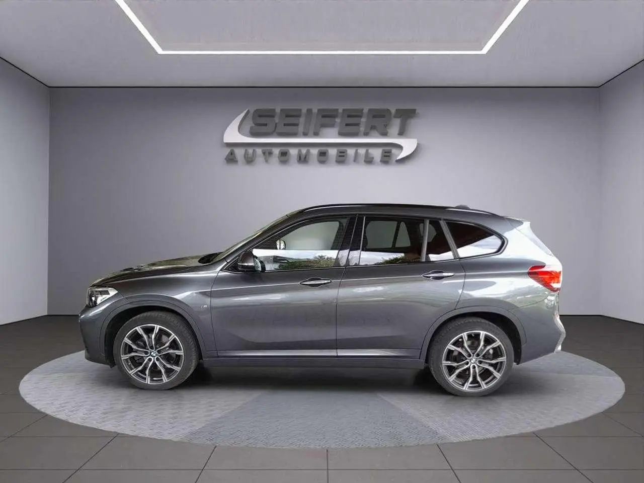 Photo 1 : Bmw X1 2021 Diesel