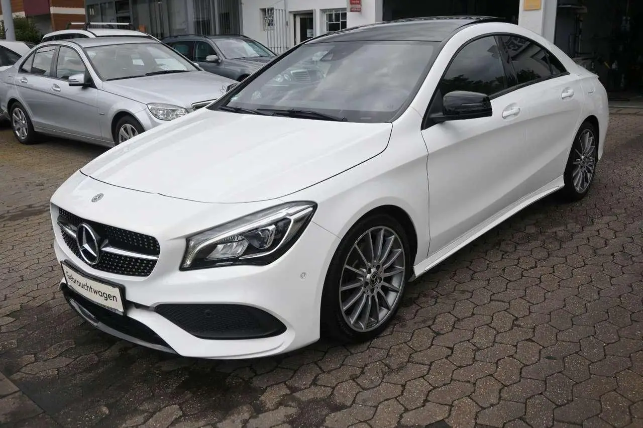 Photo 1 : Mercedes-benz Classe Cla 2019 Petrol