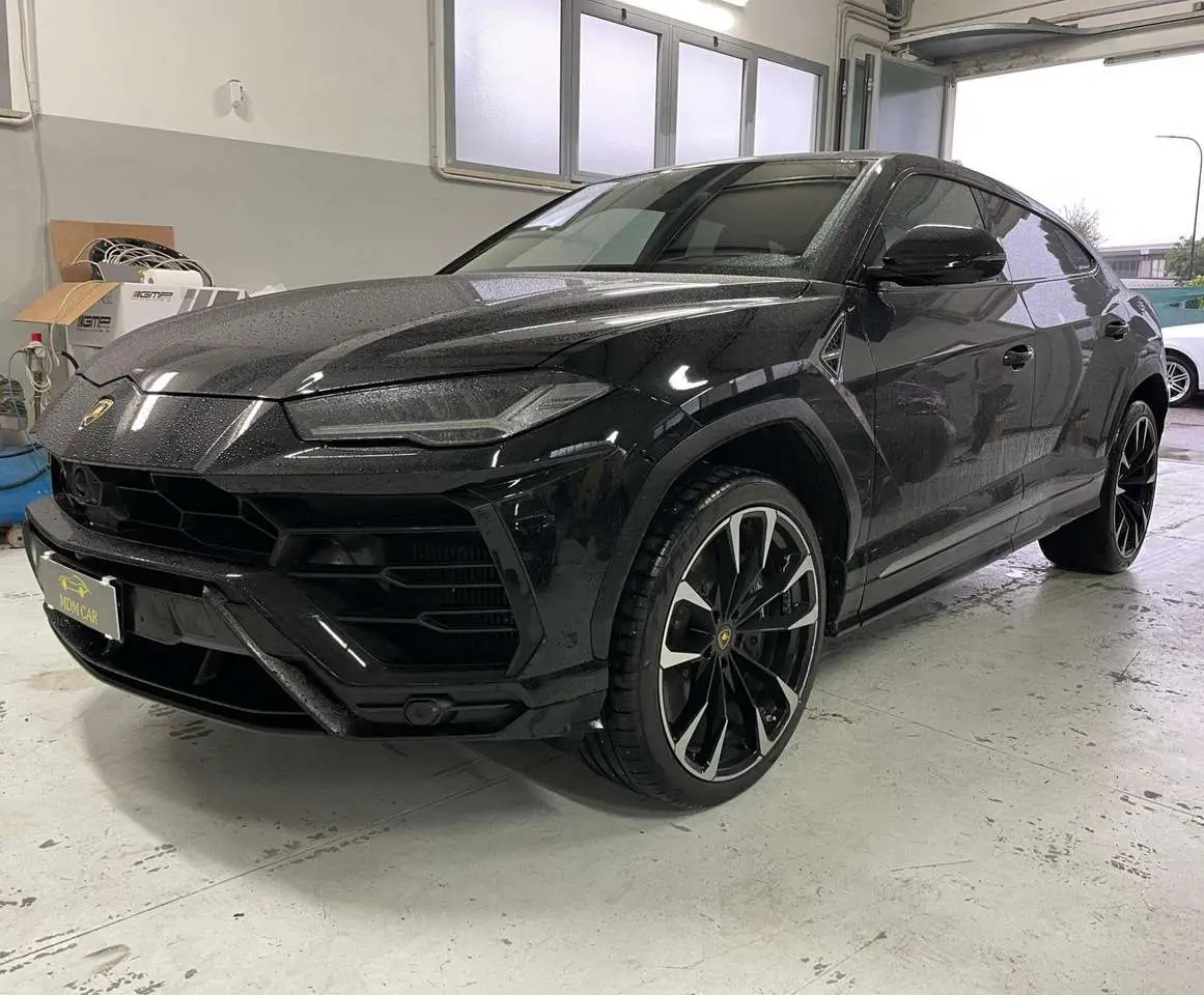 Photo 1 : Lamborghini Urus 2019 Essence