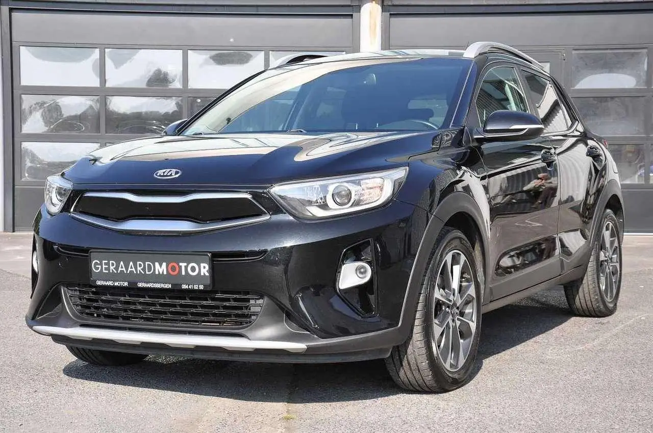 Photo 1 : Kia Stonic 2018 Essence