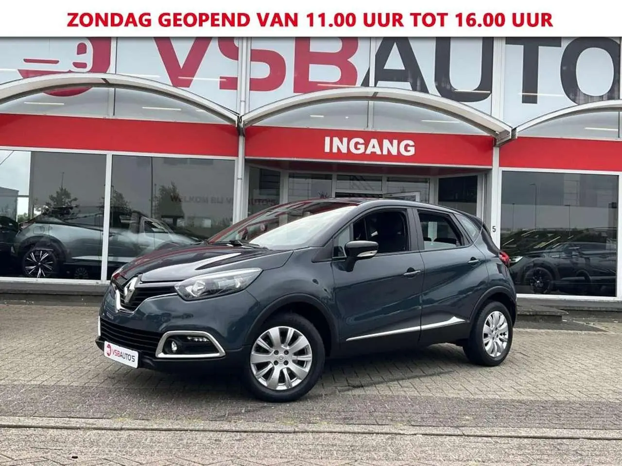 Photo 1 : Renault Captur 2016 Petrol