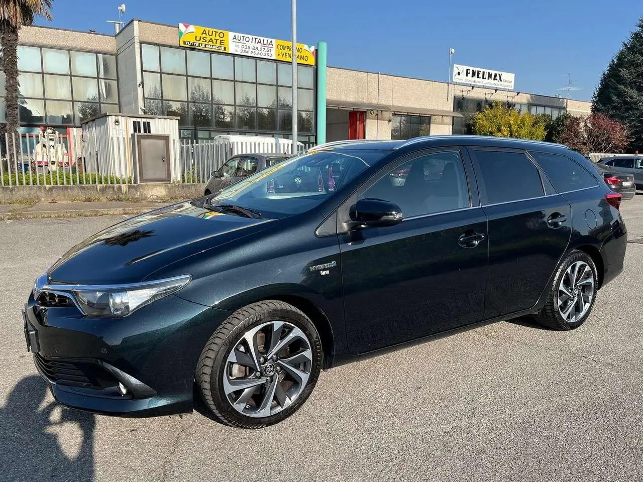 Photo 1 : Toyota Auris 2016 Hybride