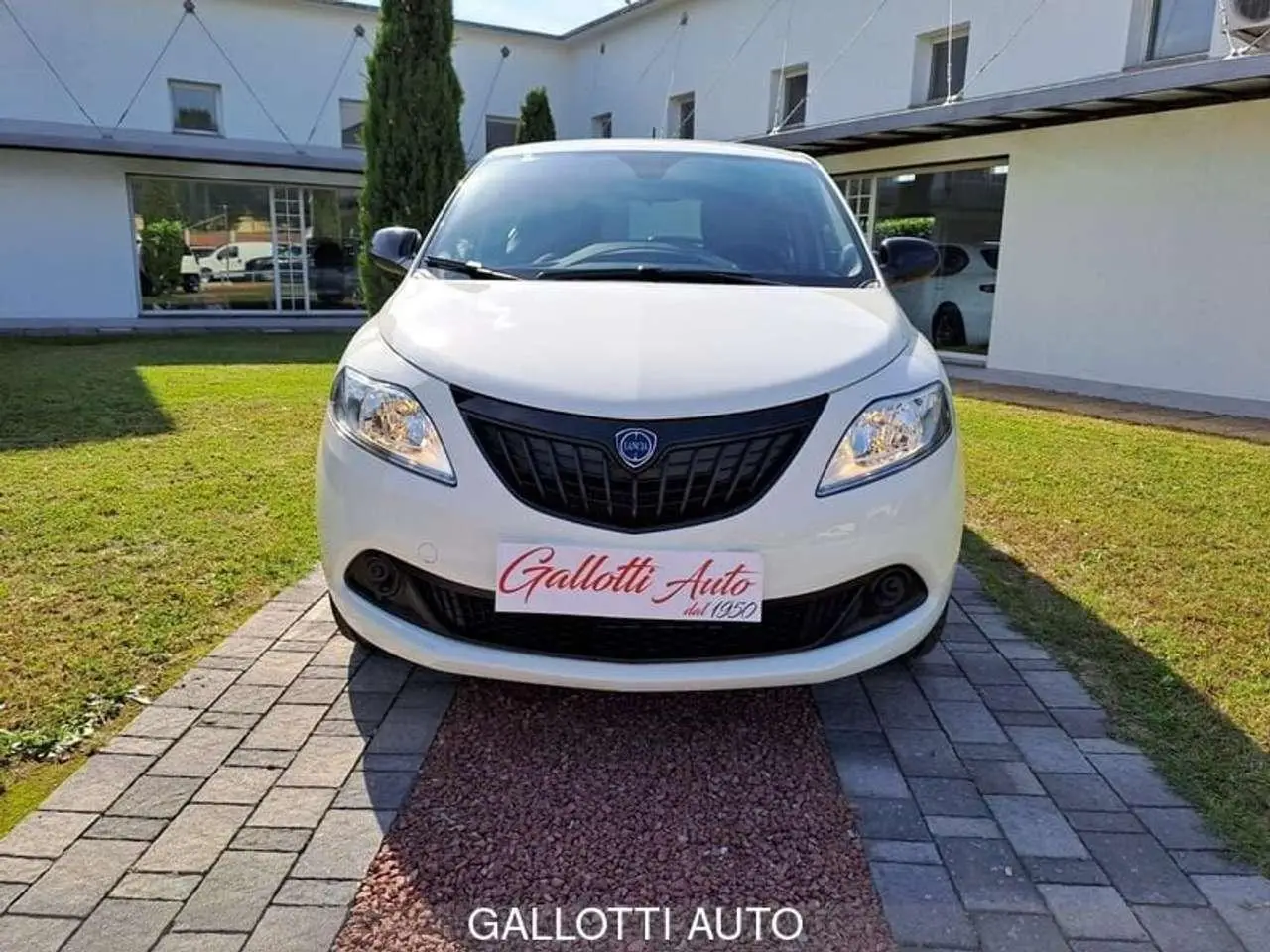 Photo 1 : Lancia Ypsilon 2023 Hybride