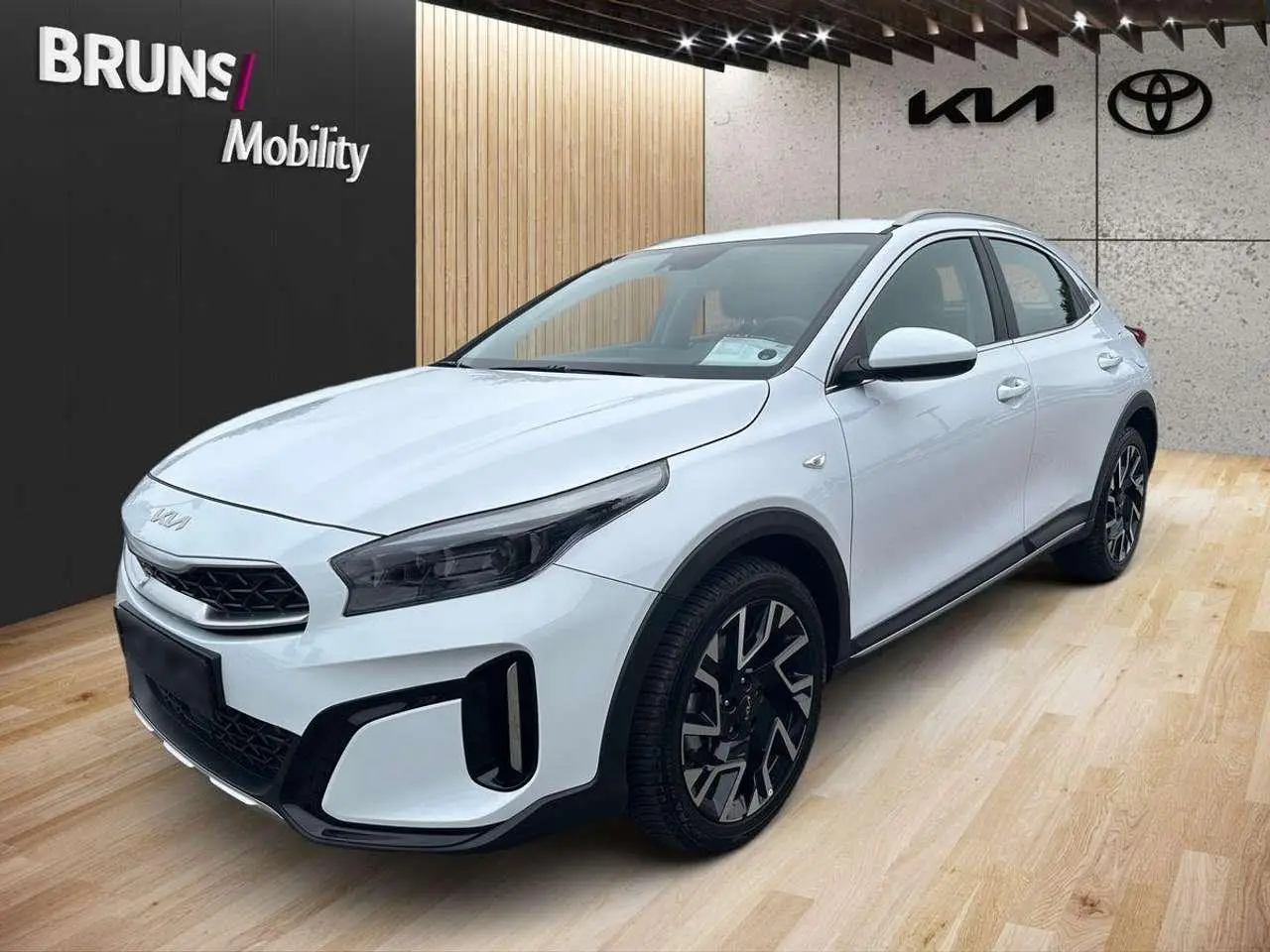 Photo 1 : Kia Xceed 2023 Petrol