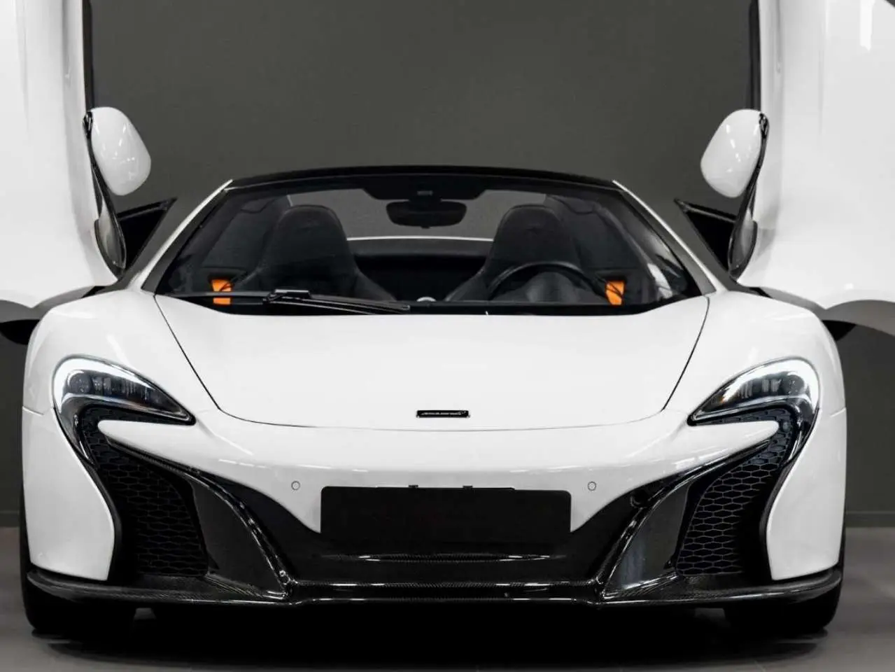 Photo 1 : Mclaren 650s Spider 2015 Essence