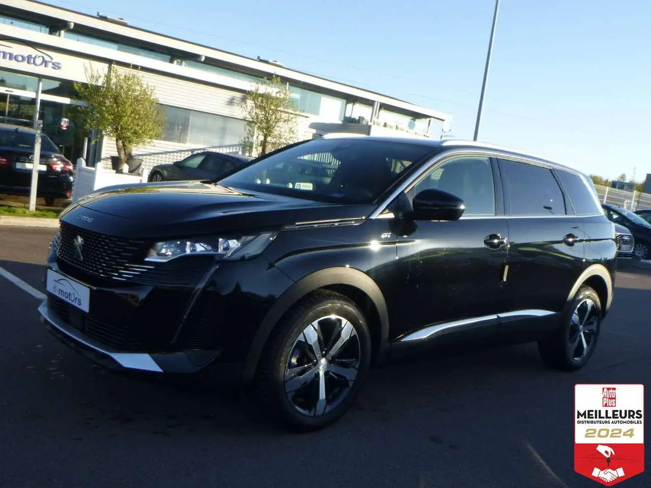 Photo 1 : Peugeot 5008 2024 Diesel