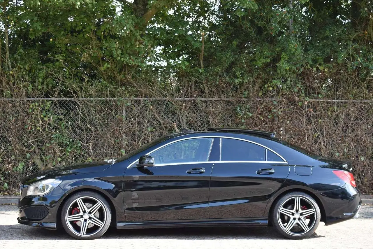 Photo 1 : Mercedes-benz Classe Cla 2016 Essence