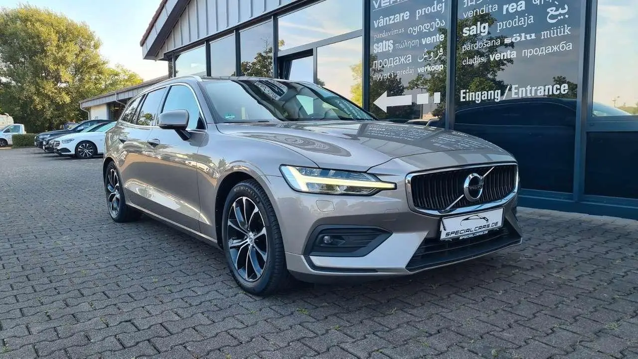 Photo 1 : Volvo V60 2019 Diesel