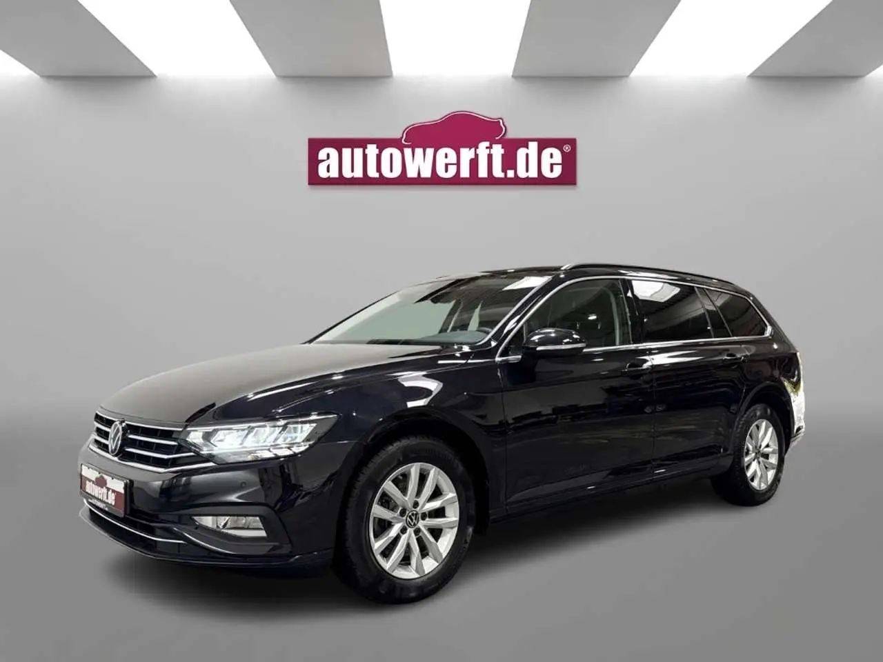 Photo 1 : Volkswagen Passat 2023 Essence