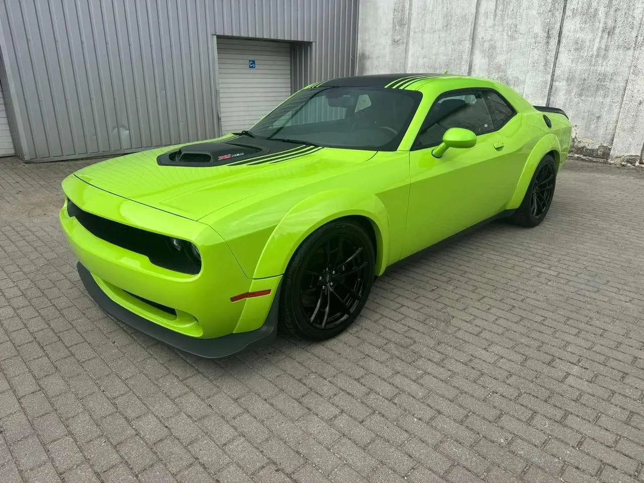 Photo 1 : Dodge Challenger 2020 Petrol